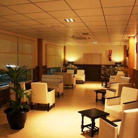 Hotel Acosta Ciudad De La Musica บีญาฟรังกา เด ลอสบาร์รอส ภายนอก รูปภาพ
