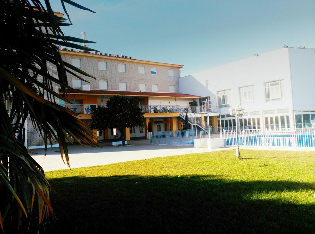 Hotel Acosta Ciudad De La Musica บีญาฟรังกา เด ลอสบาร์รอส ภายนอก รูปภาพ
