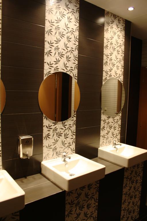 Hotel Acosta Ciudad De La Musica บีญาฟรังกา เด ลอสบาร์รอส ภายนอก รูปภาพ